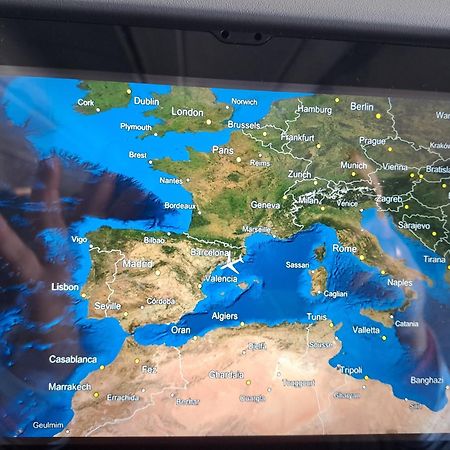 شقة Aeropuerto Barcelona -Mi Colibri إل برات ذي يوبريغات المظهر الخارجي الصورة